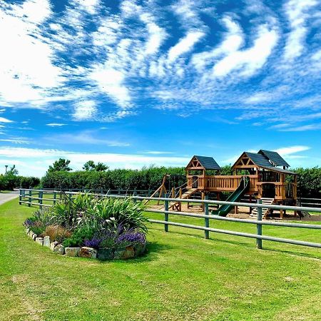 Pentire Coastal Holiday Park บู๊ด ภายนอก รูปภาพ