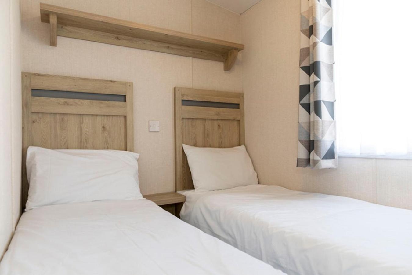 Pentire Coastal Holiday Park บู๊ด ห้อง รูปภาพ